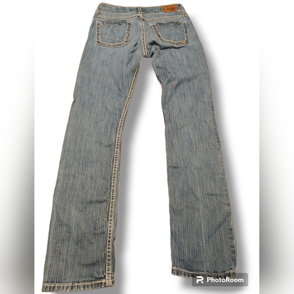 BKE Denim Culture Jeans, Straight, Size 26 Regular, Embellished Back Pockets - Picture 2 of 13
